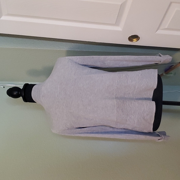 Cardigan - Picture 3 of 4